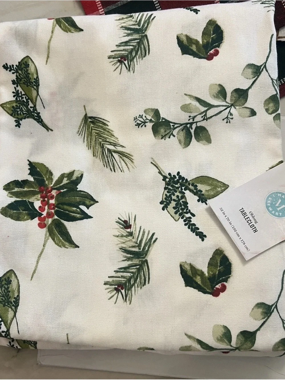 Martha Stewart ‘Holly Berries’ Tablecloth 52x70 NEW
